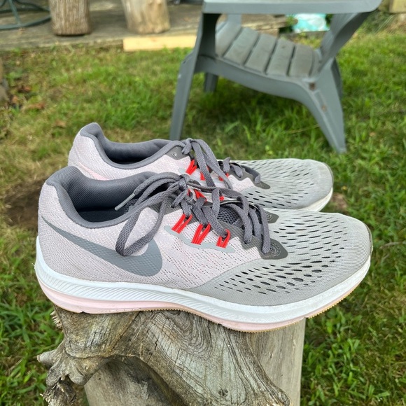Nike Zoom Winflo 4 Pink Fog WMNS Size 8.5 - Picture 1 of 7